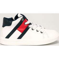 Tommy Hilfiger - Buty dziecięce. Białe trampki chłopięce TOMMY HILFIGER, bez wzorów, z gumy, sportowe, na sznurówki. W wyprzedaży za 199,90 zł.