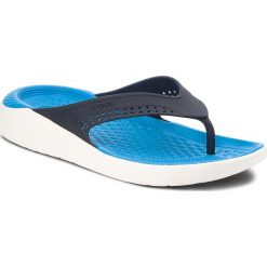 Japonki CROCS - Literide Flip 205182 Navy/White. Niebieskie klapki damskie Crocs, bez wzorów, z tworzywa sztucznego, bez obcasa. W wyprzedaży za 159,00 zł.