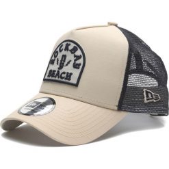 New Era Rockbay Czapka z daszkiem Beżowy. Brązowe czapki męskie New Era, z aplikacjami, z poliesteru. Za 119,95 zł.