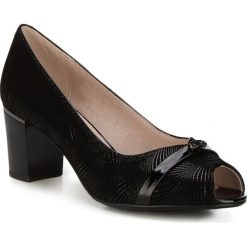 Buty damskie. Czarne czółenka damskie Wittchen, ze skóry, z otwartym noskiem. W wyprzedaży za 199,90 zł.
