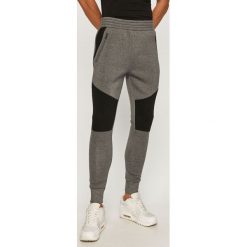 Brave Soul - Spodnie. Czarne spodnie męskie Brave Soul, s, bez wzorów, z poliesteru. Za 79,90 zł.
