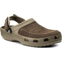 Klapki CROCS - Yukon Vista Clog M 205177 Espresso/Khaki. Pomarańczowe klapki męskie Crocs, bez wzorów, ze skóry. W wyprzedaży za 179,00 zł.
