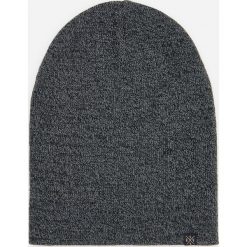 Czapka - Szary. Szare czapki męskie Reserved, bez wzorów. Za 39,99 zł.