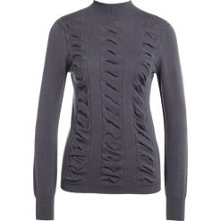 Swetry klasyczne damskie: Johnstons Cashmere ZOPF Sweter nightshade