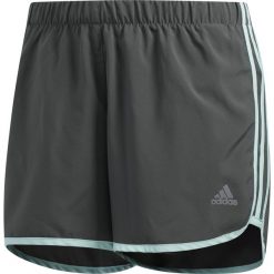 Spodenki do biegania damskie ADIDAS MARATHON 20 SHORTS / DQ2640. Spodenki sportowe damskie Adidas, bez wzorów, do biegania. Za 99,99 zł.