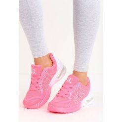 Fuksjowe Buty Sportowe Baddest. Szare buty sportowe damskie marki Born2be, sportowe. Za 49,99 zł.