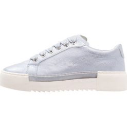 Trampki damskie slip on: Bronx Tenisówki i Trampki cool blue