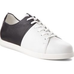 Sneakersy GINO ROSSI - Ozuki DPH736-AC7-0237-1199-T 00/99. Czarne półbuty damskie marki Gino Rossi, bez wzorów, ze skóry, bez obcasa, na płaskiej podeszwie, bez zapięcia. W wyprzedaży za 199,00 zł.