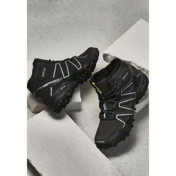 Czarne Trapery Detonatte. Czarne buty trekkingowe męskie Born2be, na sznurówki. Za 209,99 zł.