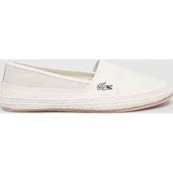 Lacoste - Buty. Białe buty sportowe damskie Lacoste, bez wzorów, z materiału, sportowe. W wyprzedaży za 259,90 zł.