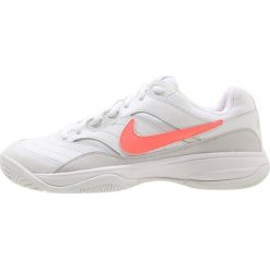Buty sportowe damskie: Nike Performance COURT LITE Obuwie multicourt white/lava glow/vast grey