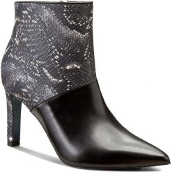 Botki GINO ROSSI - Savona DBH118-S81-TFQP-9987-0 99/98. Czarne botki damskie skórzane Gino Rossi. W wyprzedaży za 309,00 zł.
