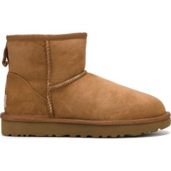 UGG Classic II Mini Śniegowce Brązowy. Pomarańczowe śniegowce damskie Ugg, na zimę, ze skóry, bez zapięcia. Za 757,95 zł.
