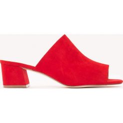 Chodaki damskie: NA-KD Shoes Klapki na niskim obcasie - Red