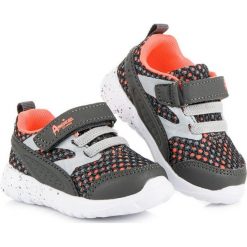 Buty na gumkę i rzep american American Club odcienie szarości i srebra. Szare buciki niemowlęce American CLUB. Za 89,90 zł.