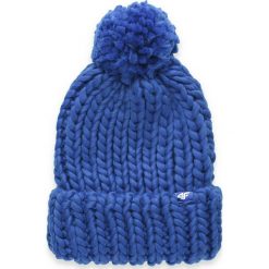 4F Czapka zimowa Niebieski. Niebieskie czapki damskie 4f, na zimę, z materiału. Za 59,95 zł.