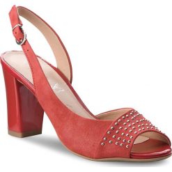 Sandały CAPRICE - 9-28305-20 Red Pearl 510. Czerwone klapki damskie Caprice, z aplikacjami, ze skóry, bez obcasa, na obcasie. W wyprzedaży za 179,00 zł.