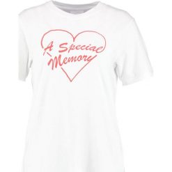 T-shirty damskie: WeSC JACEY SPECIAL MEMORY Tshirt z nadrukiem white