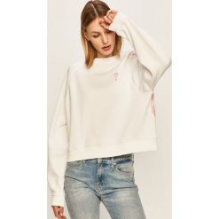 Guess Jeans - Bluza. Białe bluzy damskie Guess Jeans, s, z nadrukiem, z bawełny, bez rękawów, bez kaptura. Za 329,90 zł.