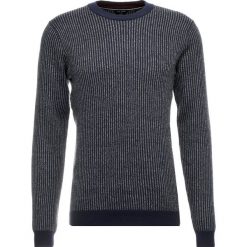 Ted Baker VERTICAL STRIPED CREW NECK Sweter navy. Niebieskie bez kategorii Ted Baker, m, z poliesteru. Za 549,00 zł.