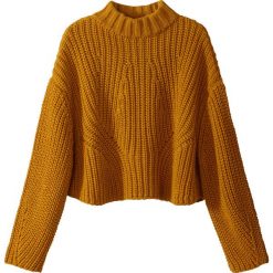 Golfy damskie: Sweter z gofem z grubej dzianiny