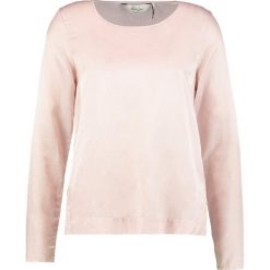 Bluzki damskie: And Less DAGMAR Bluzka rose dust
