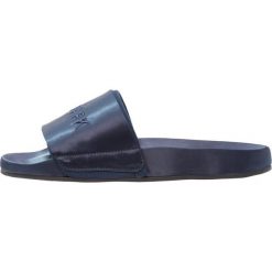 Klapki damskie: Ivy Park HIGH SHINE SLIDER Klapki rainstorm