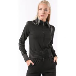 Czarna bluza damska z kołnierzem. Czarne bluzy damskie Armani Jeans, z aplikacjami, bez rękawów, bez kaptura. Za 439,60 zł.