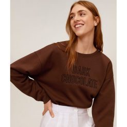 Mango - Bluza Chocolat. Pomarańczowe bluzy damskie Mango, s, z aplikacjami, z elastanu, bez rękawów, bez kaptura. Za 79,90 zł.