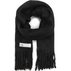 Szal Calvin Klein Boiled Scarf K60K606172. Czarne szaliki damskie Calvin Klein, bez wzorów. W wyprzedaży za 189,00 zł.