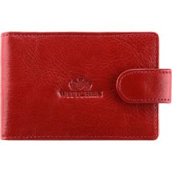Etui na wizytówki. Czerwone etui damskie Wittchen, ze skóry. Za 219,90 zł.