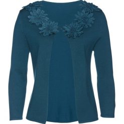 Sweter rozpinany z kwiatową aplikacją bonprix niebieskozielony. Niebieskie swetry damskie marki bonprix, z aplikacjami, bez rękawów, bez kaptura. Za 44,99 zł.
