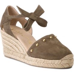 Espadryle UNISA - Cueto Ks Salvia Ksde Ss. Zielone espadryle damskie marki Unisa, bez wzorów, ze skóry, bez obcasa, na obcasie. W wyprzedaży za 269,00 zł.