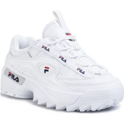 Sneakersy FILA - D-Formation Wmn 1010856.92N White/Fila Navy/Fila Red. Białe półbuty damskie Fila, na co dzień, bez wzorów, ze skóry ekologicznej, bez obcasa, na płaskiej podeszwie, bez zapięcia. Za 469,00 zł.