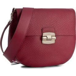 Torebka FURLA - Club 920239 B BHV1 QUB Ciliegia. Czerwone listonoszki damskie marki Furla. W wyprzedaży za 1249,00 zł.