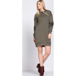 Ciemnozielona Bluza Peace Of Mind. Zielone bluzy damskie Born2be, l. Za 89,99 zł.
