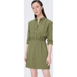 Koszulowa sukienka z elastyczną talią - Khaki. Brązowe sukienki damskie Sinsay, s, bez wzorów, z koszulowym kołnierzykiem, bez rękawów, koszulowe. Za 59,99 zł.