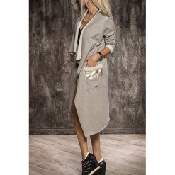 Płaszcz damski AGILERA. Szare kamizelki damskie Płaszcz damski AGILERA, uniwersalny, bez wzorów, eleganckie, bez kaptura. W wyprzedaży za 89,00 zł.