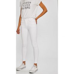 Answear - Jeansy. Białe jeansy damskie rurki marki ANSWEAR, s, z elastanu. W wyprzedaży za 69,90 zł.