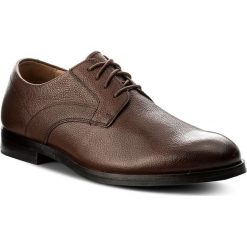 Półbuty CLARKS - Corfield Mix 261274767 Tan Interest Leather. Brązowe buty wizytowe męskie marki Clarks, ze skóry. W wyprzedaży za 229,00 zł.