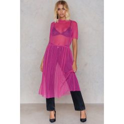 Sukienki: NA-KD Trend Sukienka z siateczki w kropki – Pink
