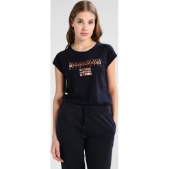 Bluzki, topy, tuniki: Napapijri SOIL Tshirt z nadrukiem marine
