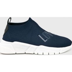 Love Moschino - Buty. Niebieskie buty sportowe damskie Love Moschino, bez wzorów, ze skóry, sportowe. W wyprzedaży za 579,90 zł.