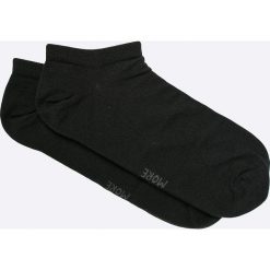 More - Stopki Casual. Czarne skarpetki damskie marki More, bez wzorów, z elastanu. Za 9,90 zł.