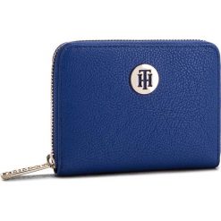 Duży Portfel Damski TOMMY HILFIGER - Th Core Comp Za Wall AW0AW05732 902. Niebieskie portfele damskie TOMMY HILFIGER, ze skóry ekologicznej. W wyprzedaży za 219,00 zł.