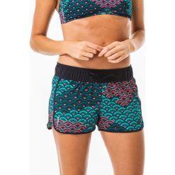 Szorty surfing TINI JIU damskie. Zielone buty sportowe damskie OLAIAN, w paski, z elastanu, bez rękawów. Za 59,99 zł.