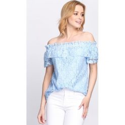 Jasnoniebieska Bluzka Nothing Out. Szare bluzki damskie Born2be, xl, bez wzorów, z koronki, bez kołnierzyka, bez rękawów. Za 19,99 zł.