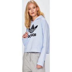 Adidas Originals - Bluza. Fioletowe bluzy damskie z nadrukiem marki adidas Originals, z bawełny, z kapturem. Za 279,90 zł.