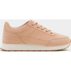Buty sportowe damskie: Modne różowe buty sportowe