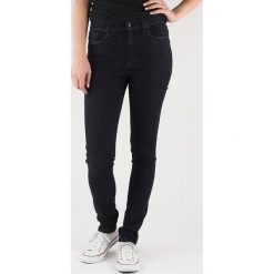 Diesel Skinzee Dżinsy Niebieski. Niebieskie jeansy damskie Diesel, bez wzorów, z elastanu. Za 628,95 zł.